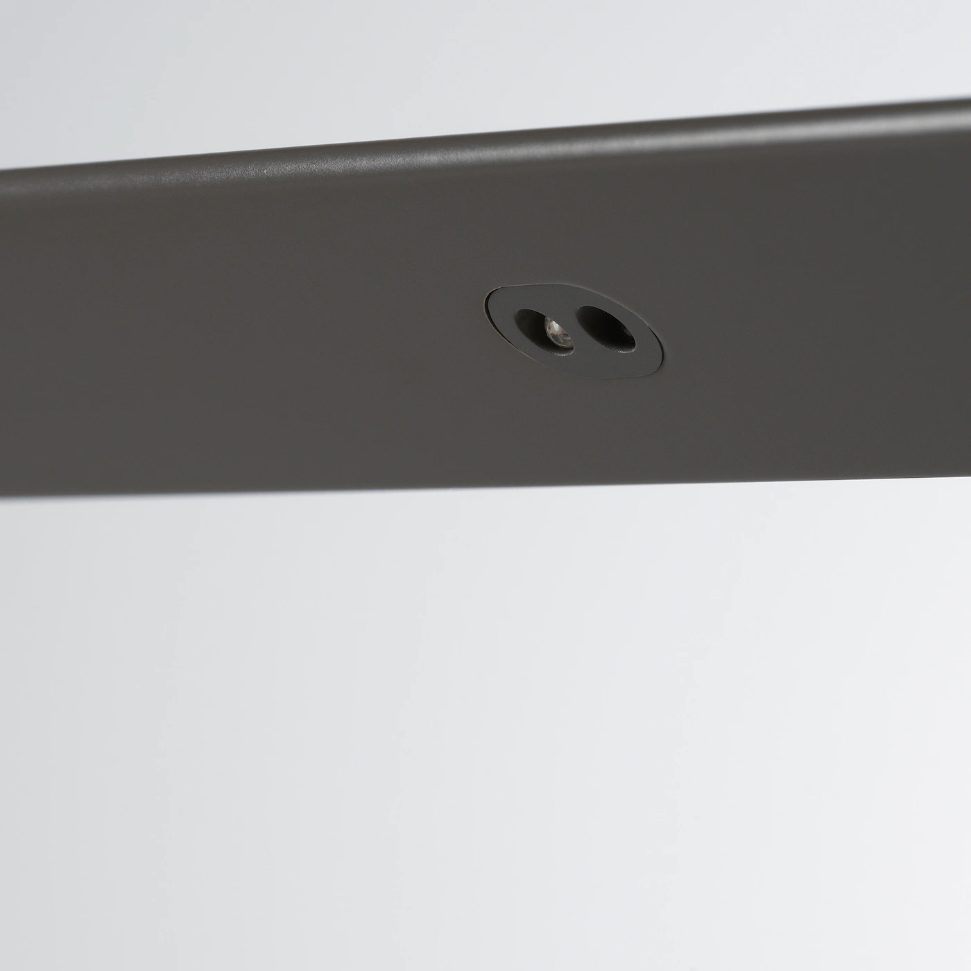 IKEA ÖVERSIDAN LED Wardrobe Lighting Strp W Sensor Dimmable Dark Gray 38 " 7 IKEA ÖVERSIDAN LED Wardrobe Lighting Strp W Sensor Dimmable Dark Gray 38 " - Image 5