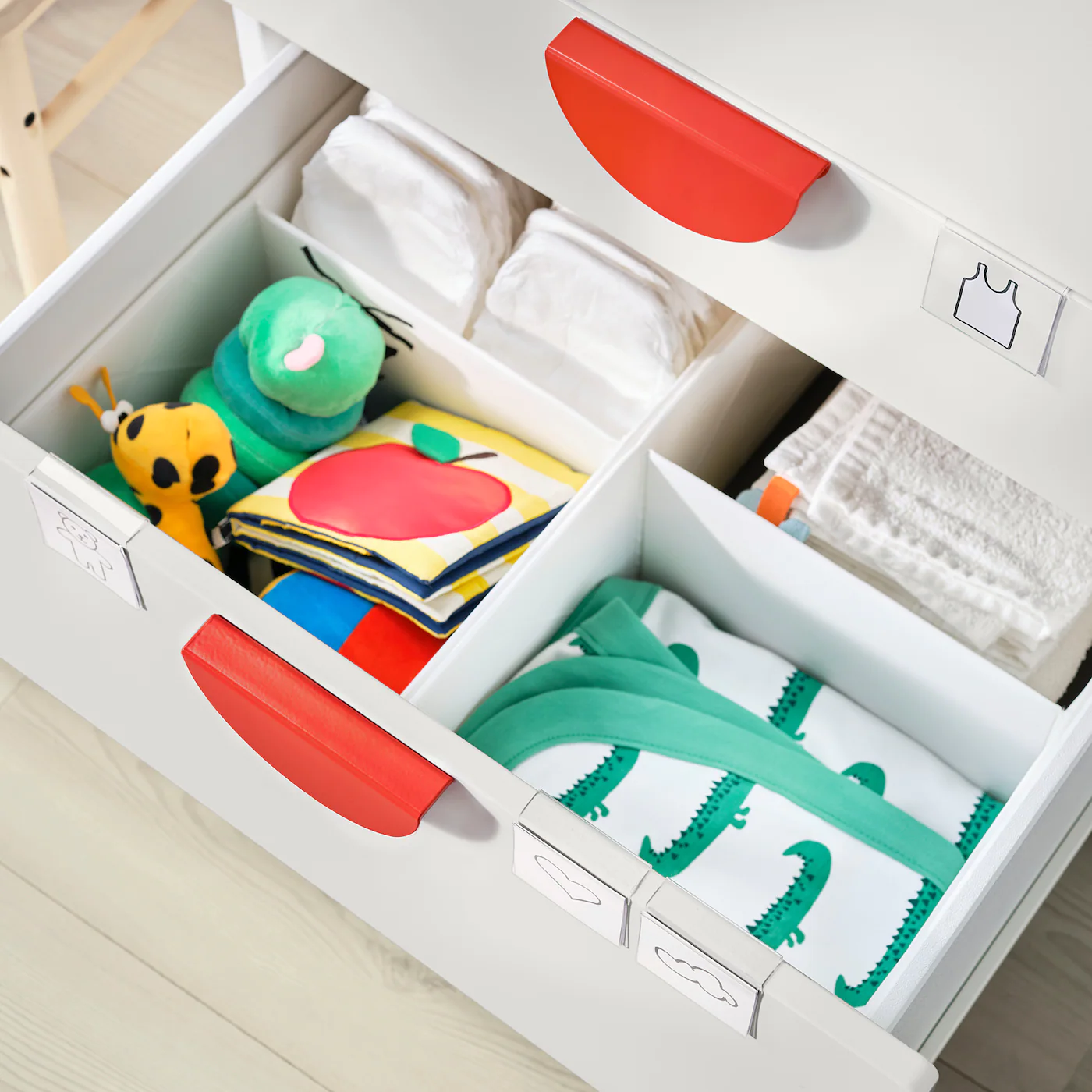 IKEA SMÅSTAD Changing Table White White/with 3 Drawers 35 3/8x31 1/2x39 3/8 " 6 IKEA SMÅSTAD Changing Table White White/with 3 Drawers 35 3/8x31 1/2x39 3/8 " - Image 4