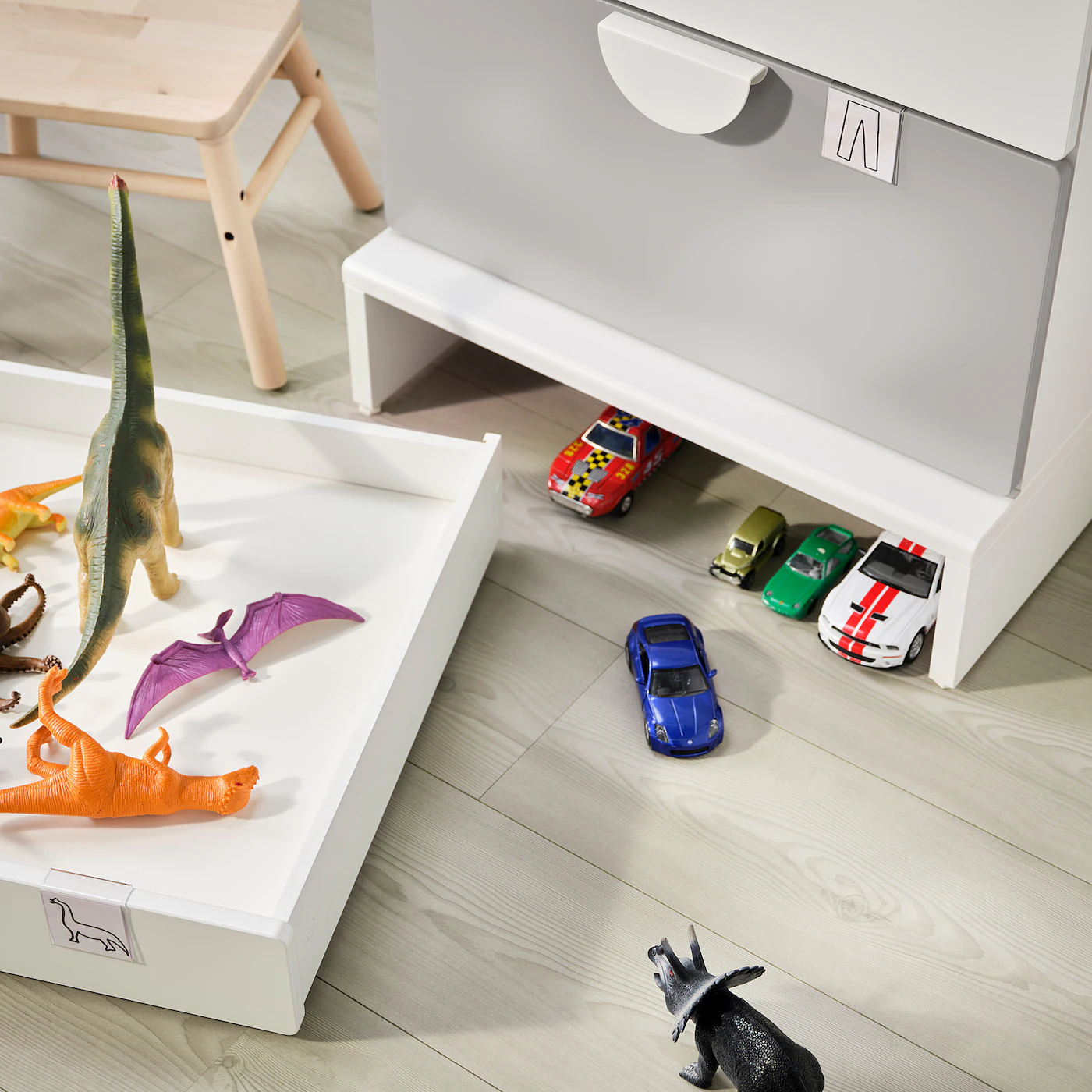 IKEA SMÅSTAD / UPPFÖRA 3drawer Chest White/gray 23 5/8x24 3/4x29 7/8 " 5 IKEA SMÅSTAD / UPPFÖRA 3drawer Chest White/gray 23 5/8x24 3/4x29 7/8 " - Image 3