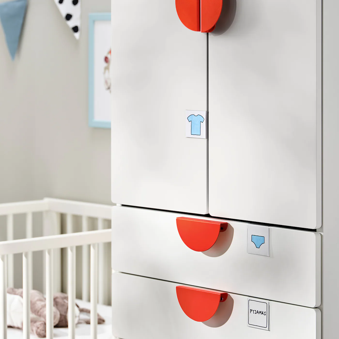 IKEA SMÅSTAD / UPPFÖRA Wardrobe White White/with 4 Drawers 23 5/8x24 3/4x77 1/8 " 6 IKEA SMÅSTAD / UPPFÖRA Wardrobe White White/with 4 Drawers 23 5/8x24 3/4x77 1/8 " - Image 4