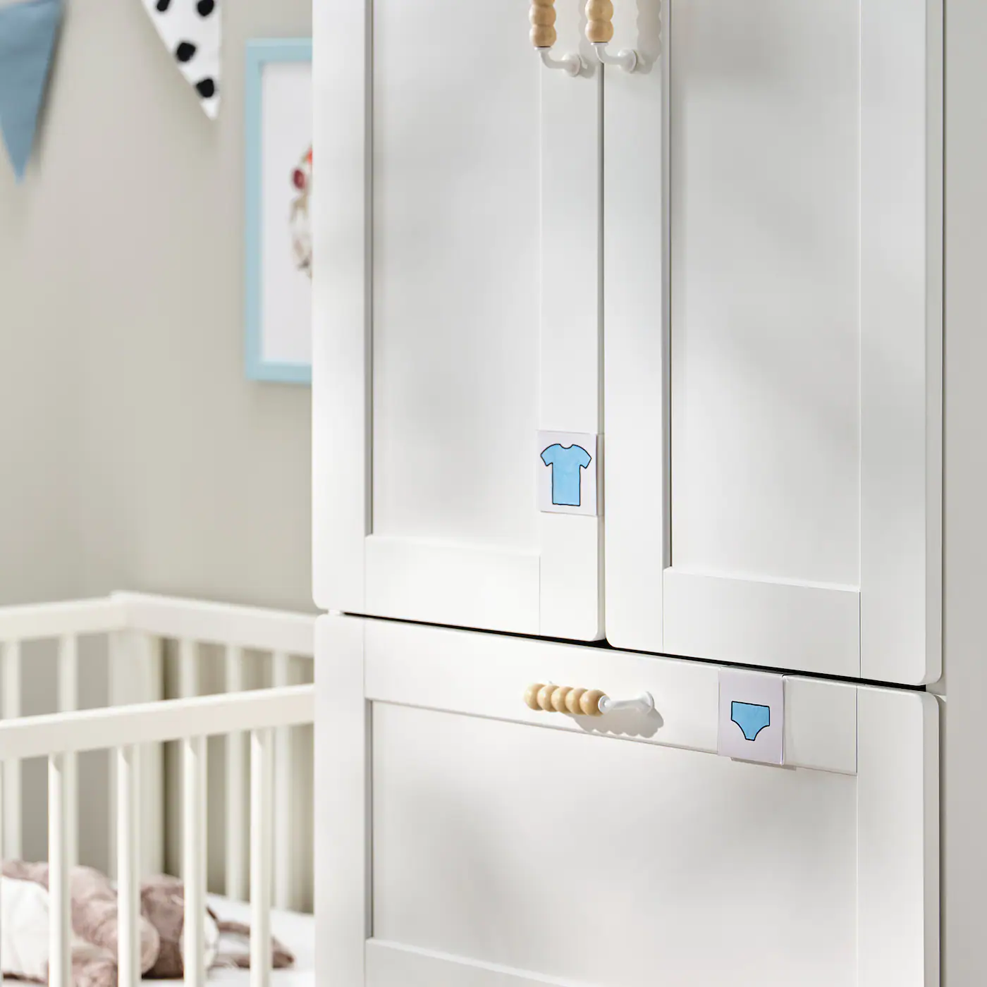 IKEA SMÅSTAD / UPPFÖRA Wardrobe White With Frame/with 3 Drawers 23 5/8x24 3/4x77 1/8 " 6 IKEA SMÅSTAD / UPPFÖRA Wardrobe White With Frame/with 3 Drawers 23 5/8x24 3/4x77 1/8 " - Image 4