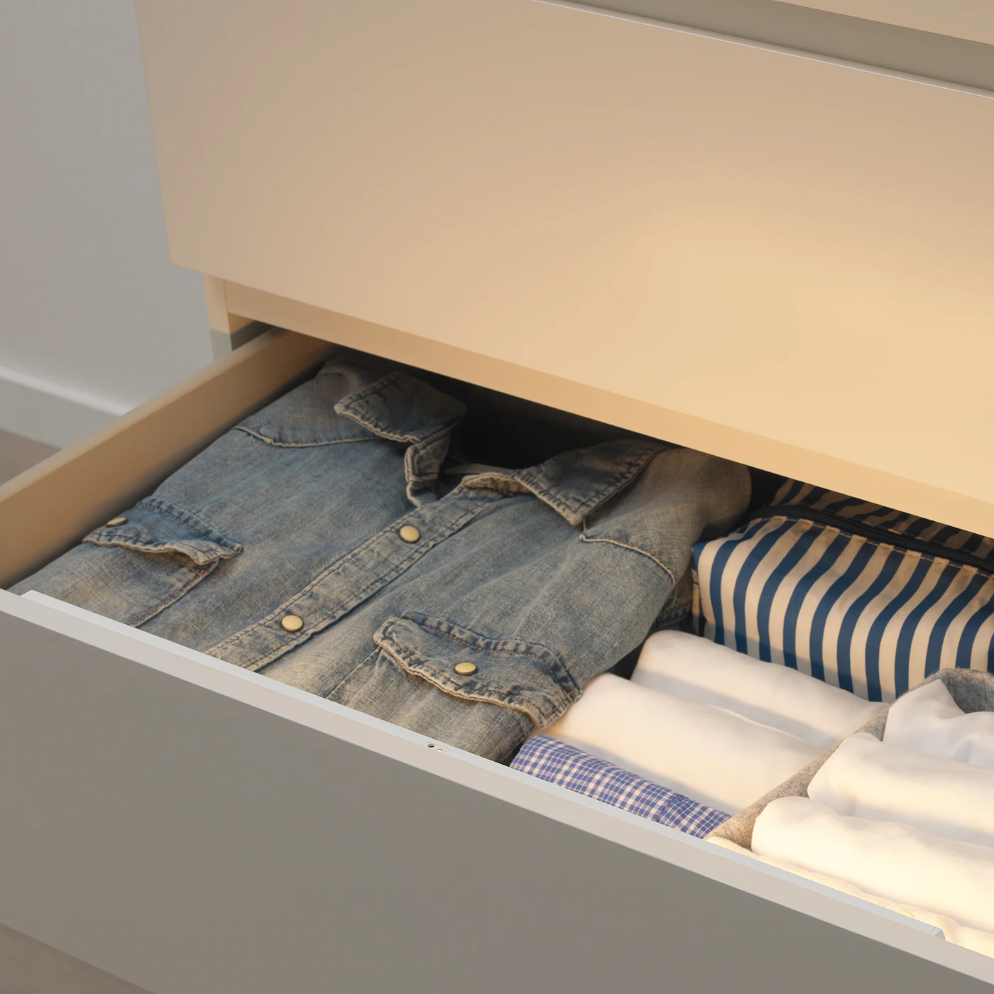 IKEA STÖTTA LED Cabinet Lighting Strip W Sensor Battery Operated White 13 " 7 IKEA STÖTTA LED Cabinet Lighting Strip W Sensor Battery Operated White 13 " - Image 5