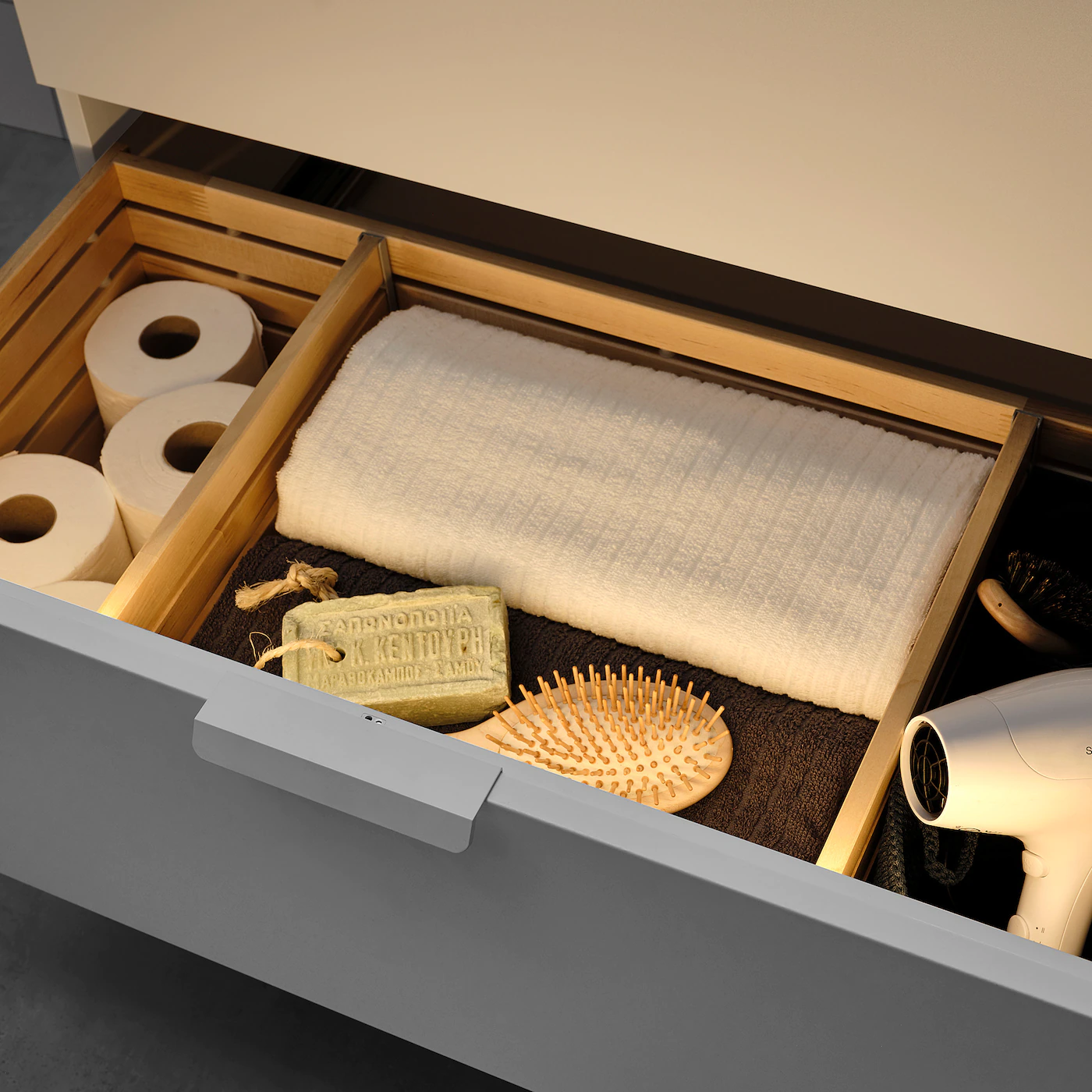 IKEA STÖTTA LED Cabinet Lighting Strip W Sensor Battery Operated White 28 " 9 IKEA STÖTTA LED Cabinet Lighting Strip W Sensor Battery Operated White 28 " - Image 7